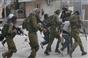 الاحتلال يعتقل 10 من عمال الضفة بمخيم شعفاط